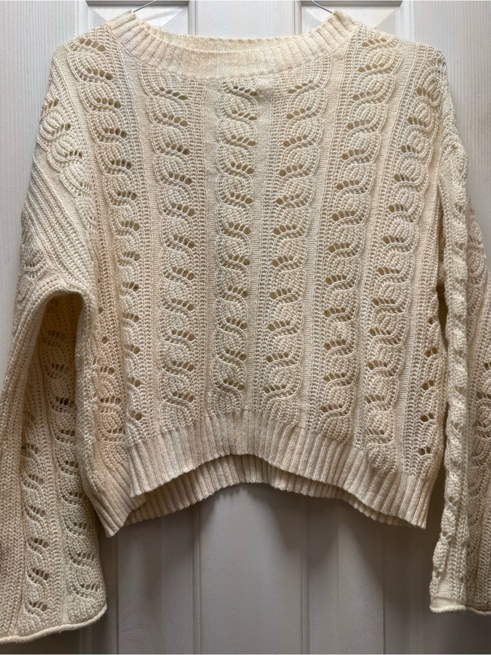 American Eagle Cream Cable Knit Sweater Size Small NWOT